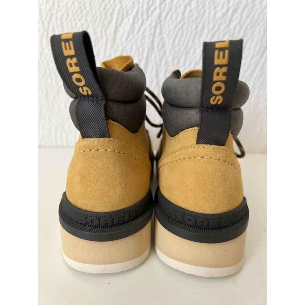 Sorel Hi Line Hiker boots Geo Yellow. Size 9.